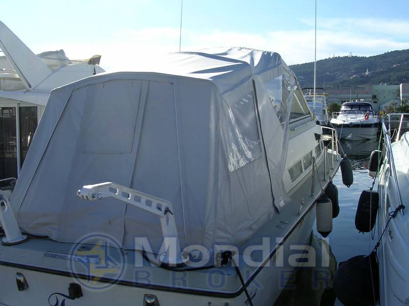 Coronet Oceanfarer 32