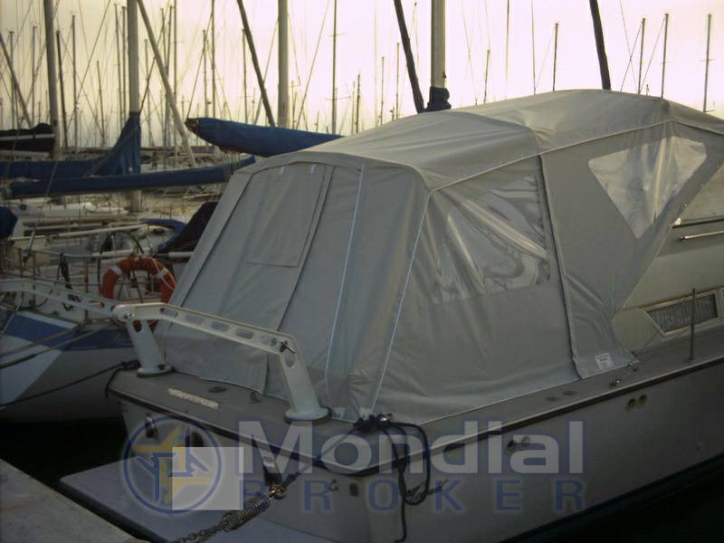Coronet Oceanfarer 32