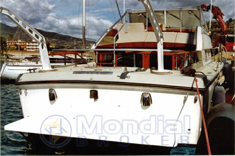 Coronet Oceanfarer 32