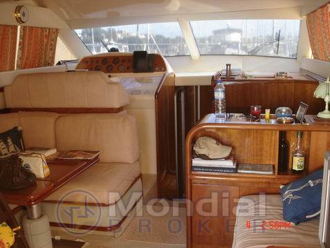 Azimut 43 fly