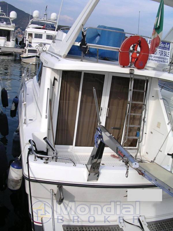 Marine project Princess 315 fly