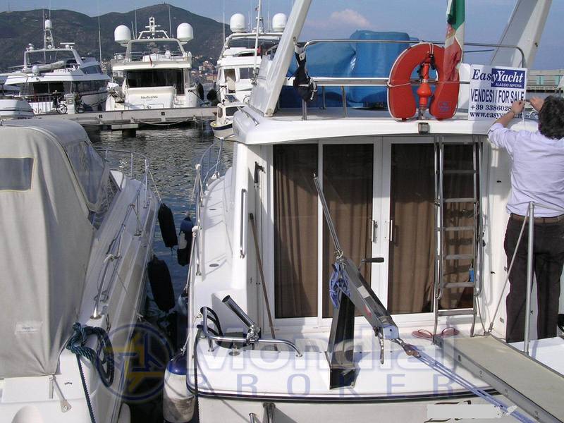 Marine project Princess 315 fly