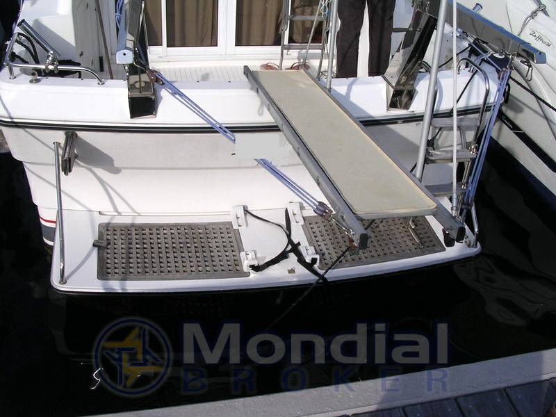 Marine project Princess 315 fly