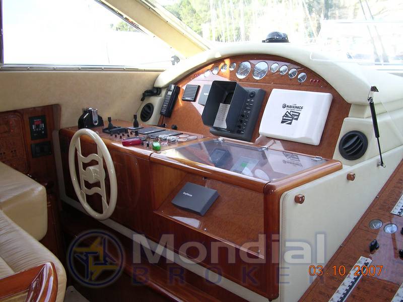 Ferretti 72