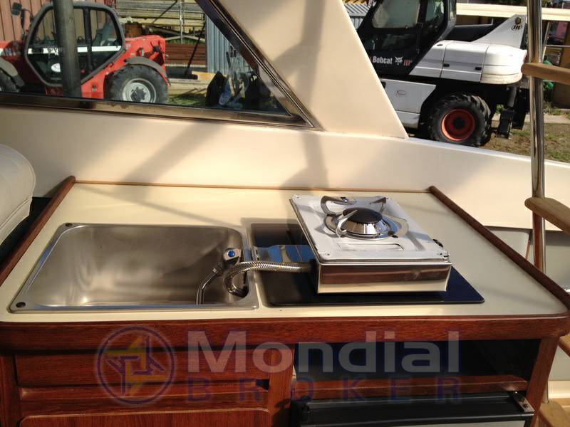 Riva Bertram sport fisherman 25