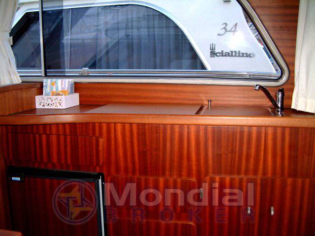 Sciallino 34 cabin
