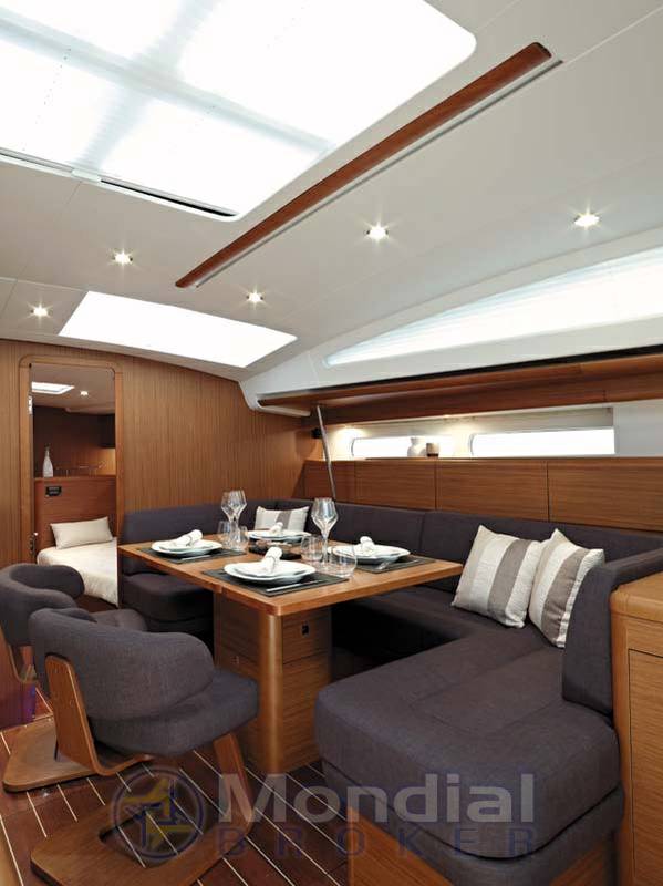 Jeanneau J57