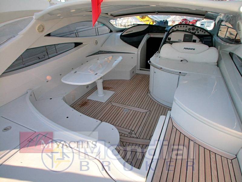 Pershing 52