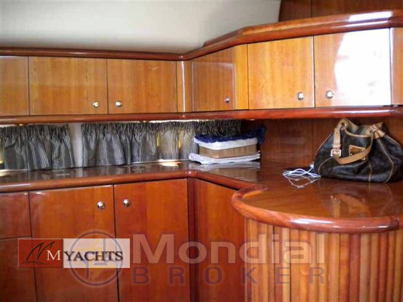 Sunseeker Camargue 44