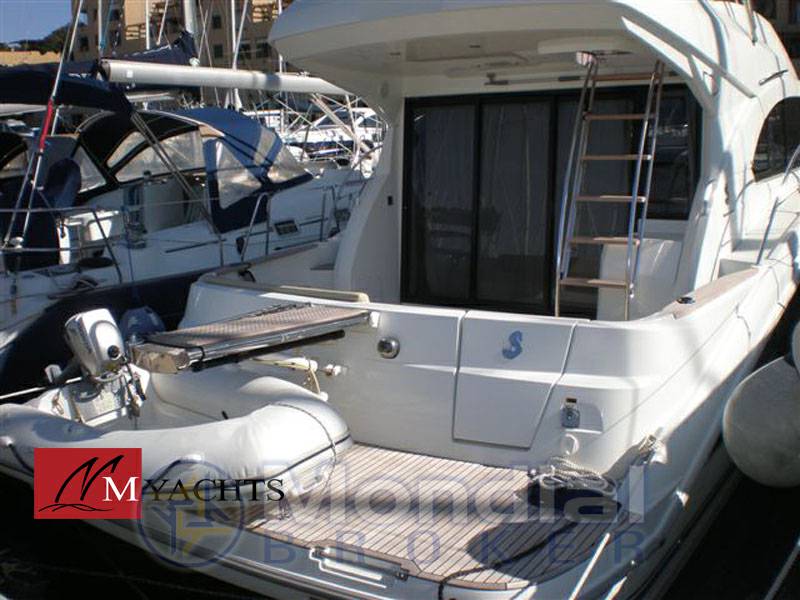 Beneteau Antares 42 fly