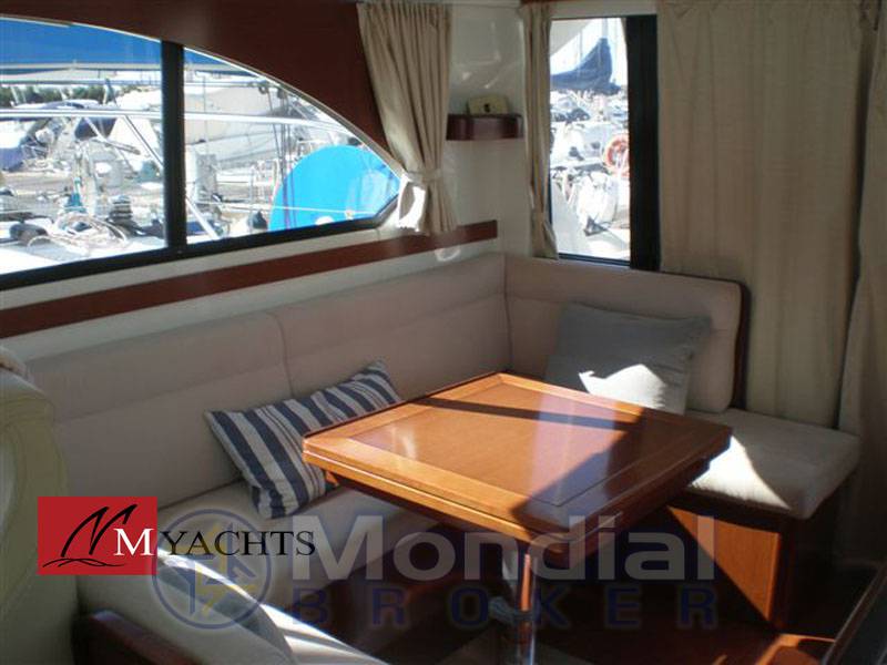 Beneteau Antares 42 fly