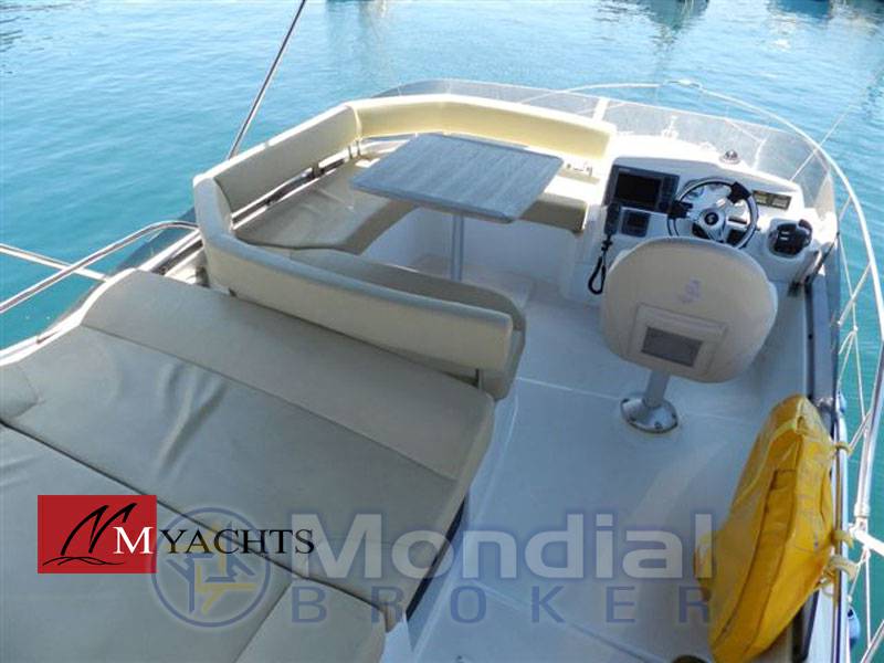 Beneteau Antares 42 fly