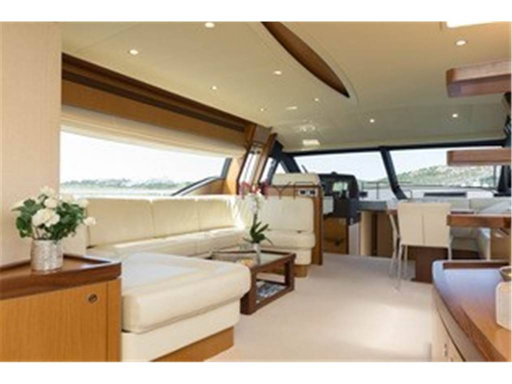 Ferretti 630