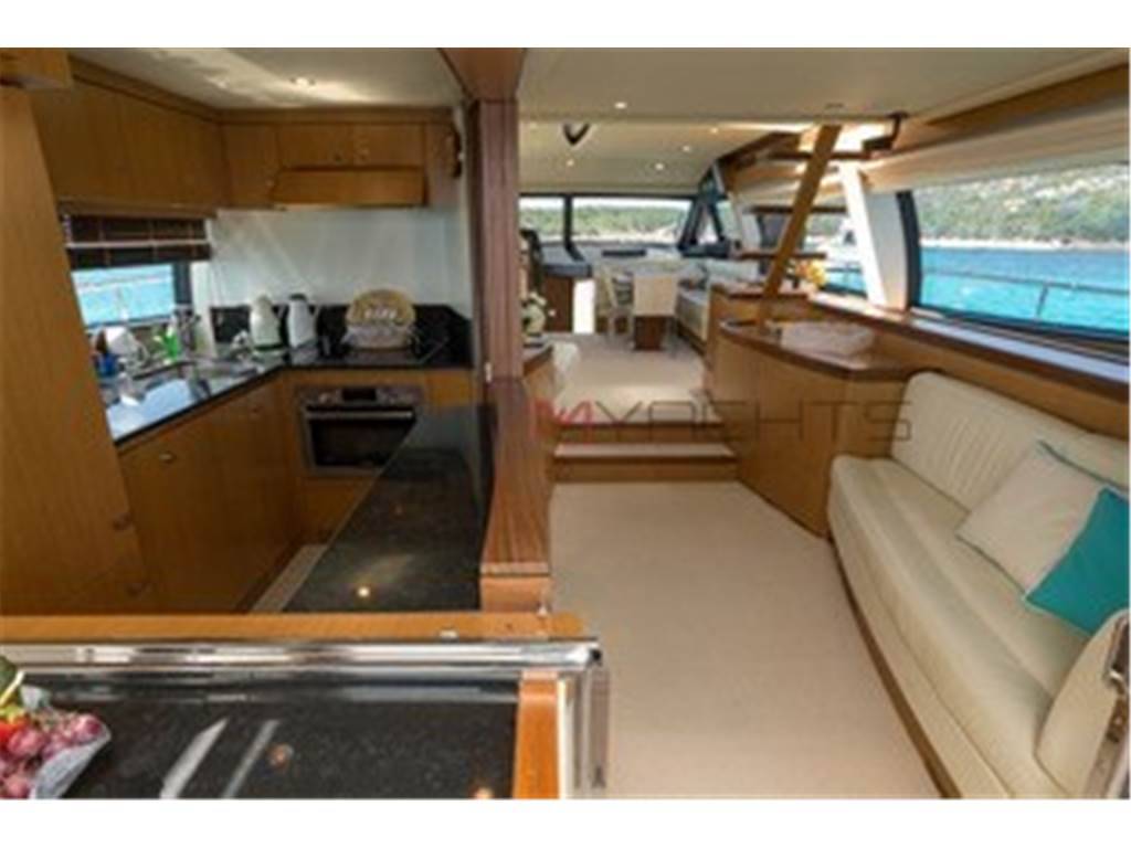 Ferretti 630