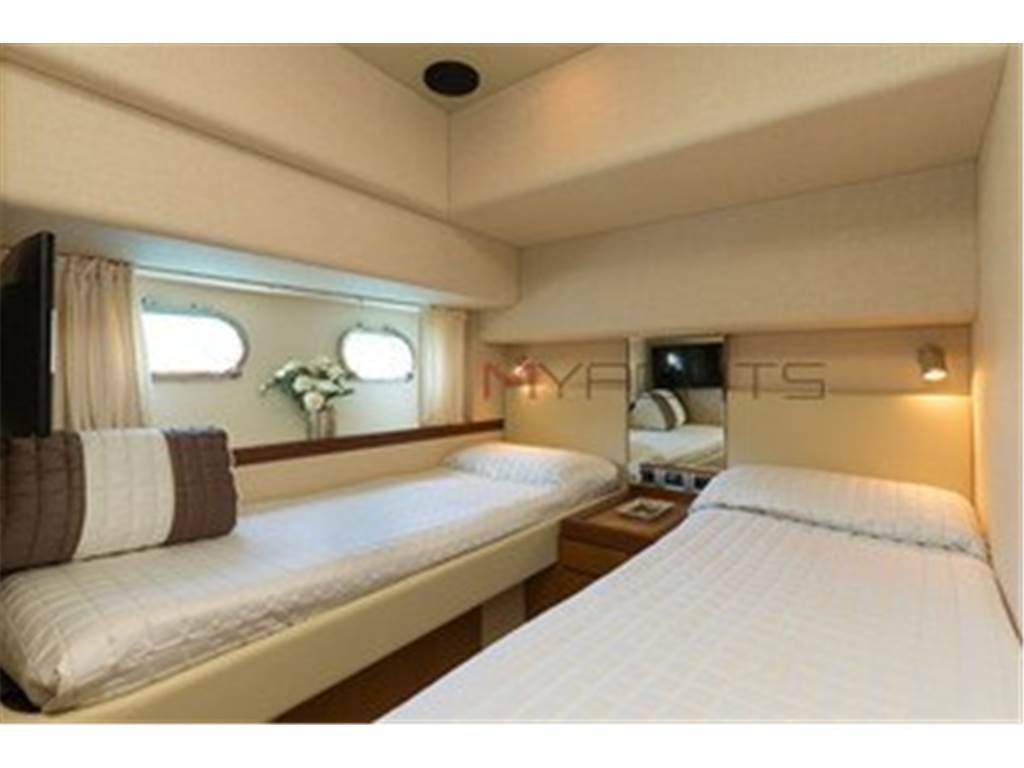 Ferretti 630