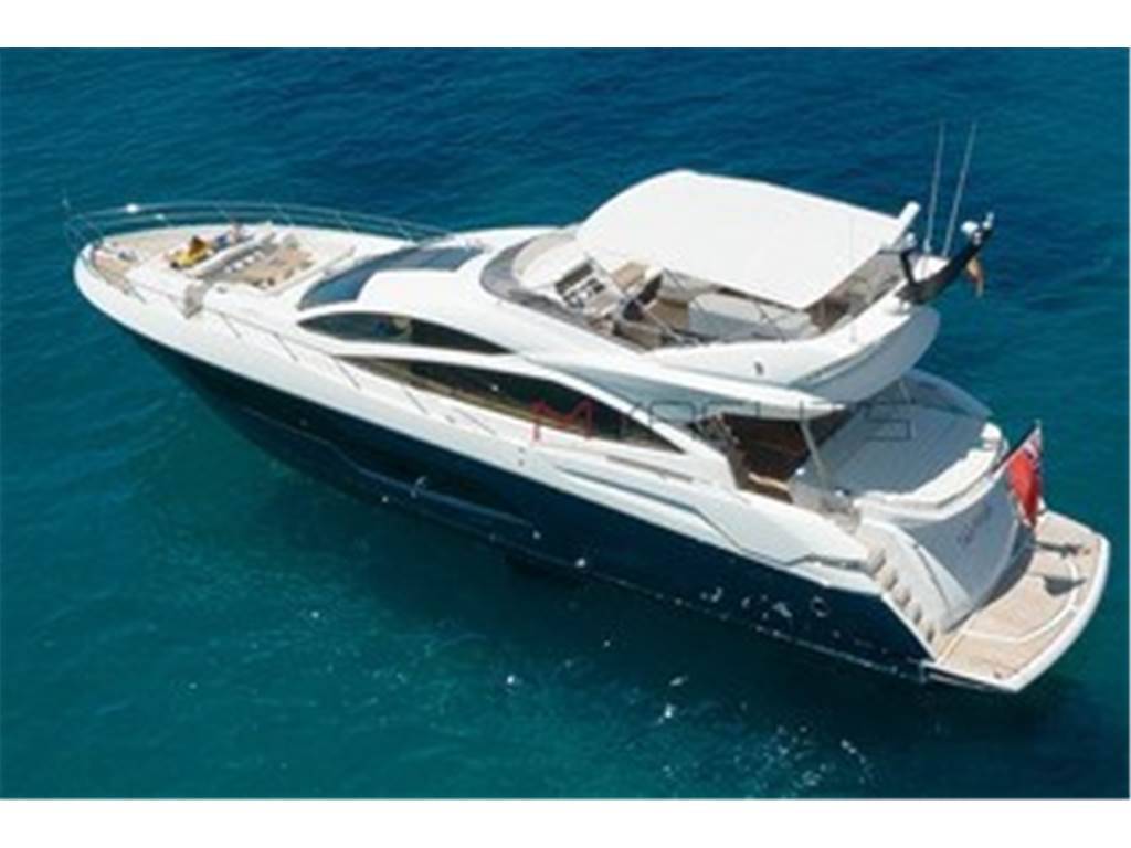 Sunseeker 80 yacht