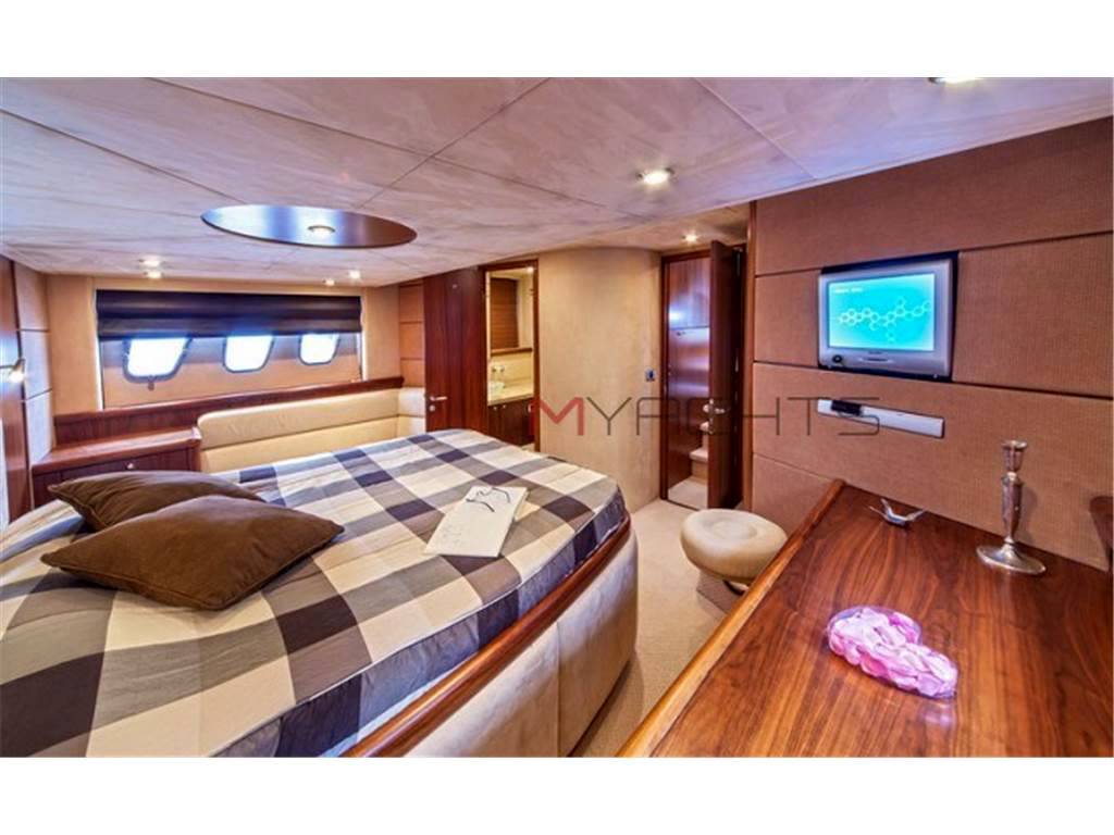 Sunseeker Predator 62