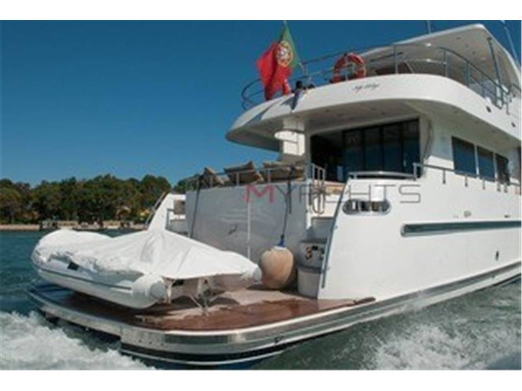 Favaro yachts Yacht a motore 23 m con equipaggio