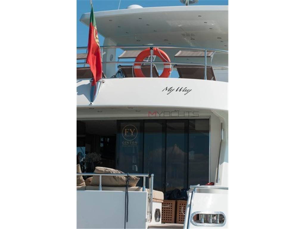 Favaro yachts Yacht a motore 23 m con equipaggio