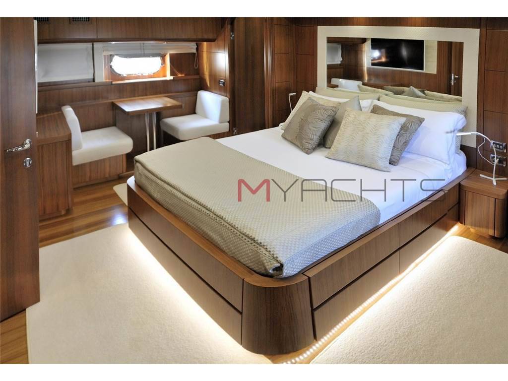 Favaro yachts Yacht a motore 23 m con equipaggio