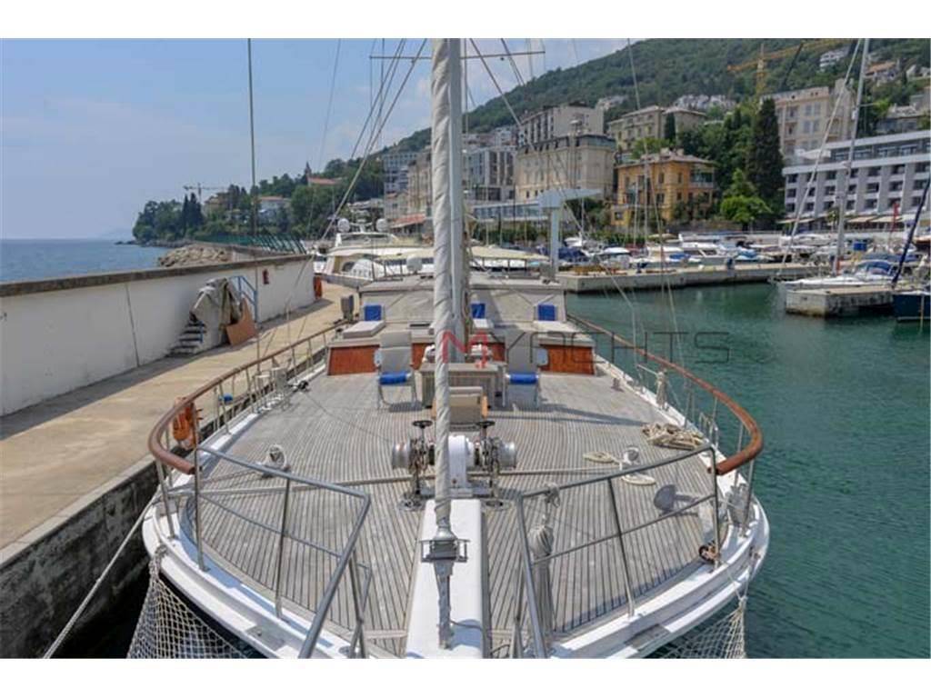 Turkish gulet Motor sail summer