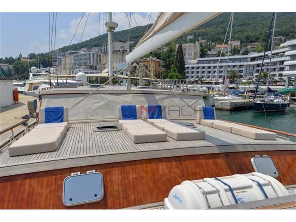 Turkish gulet Motor sail summer