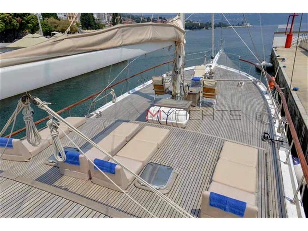 Turkish gulet Motor sail summer