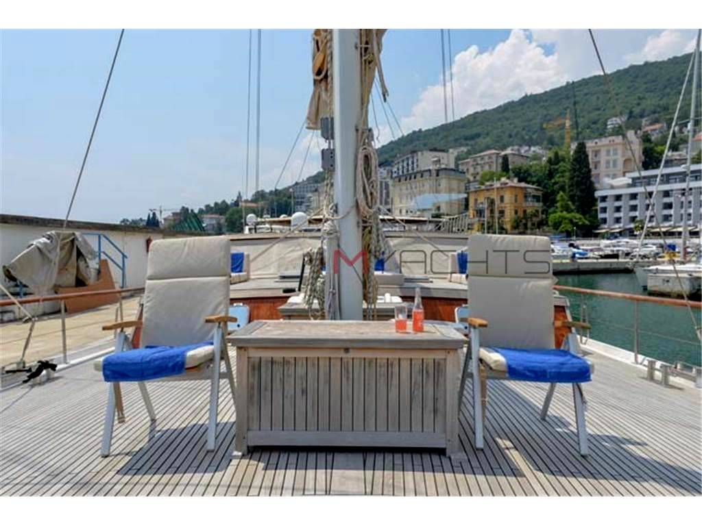 Turkish gulet Motor sail summer