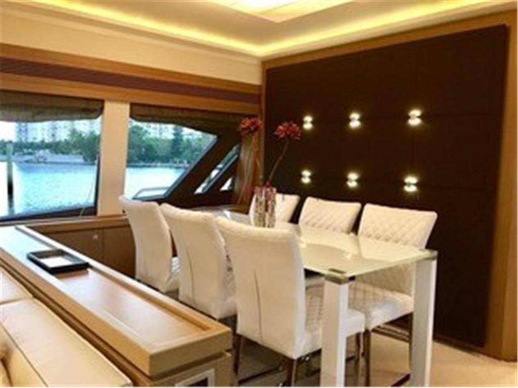 Ferretti 75 ft