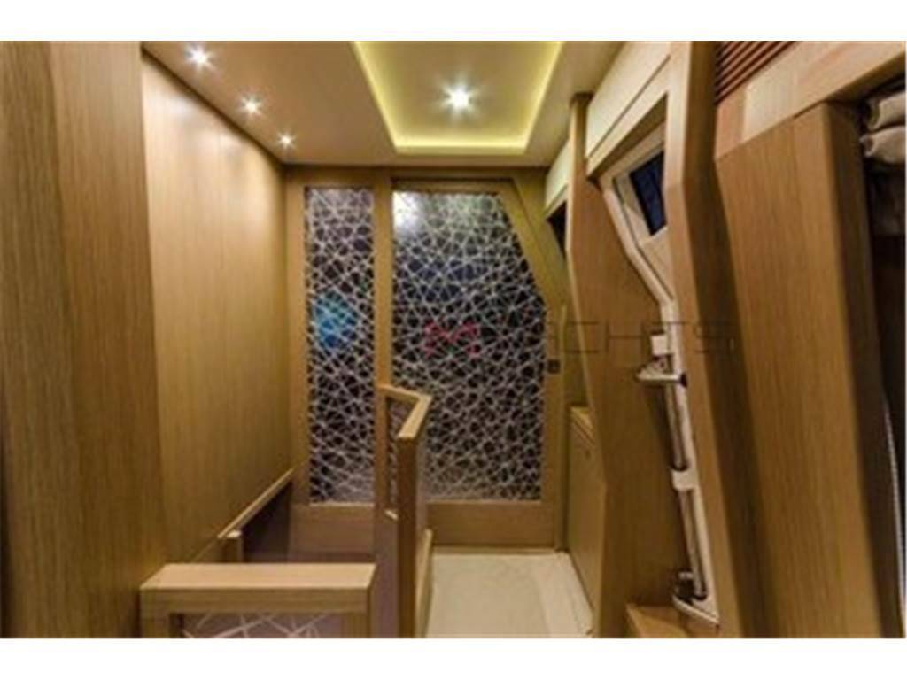 Ferretti 75 ft