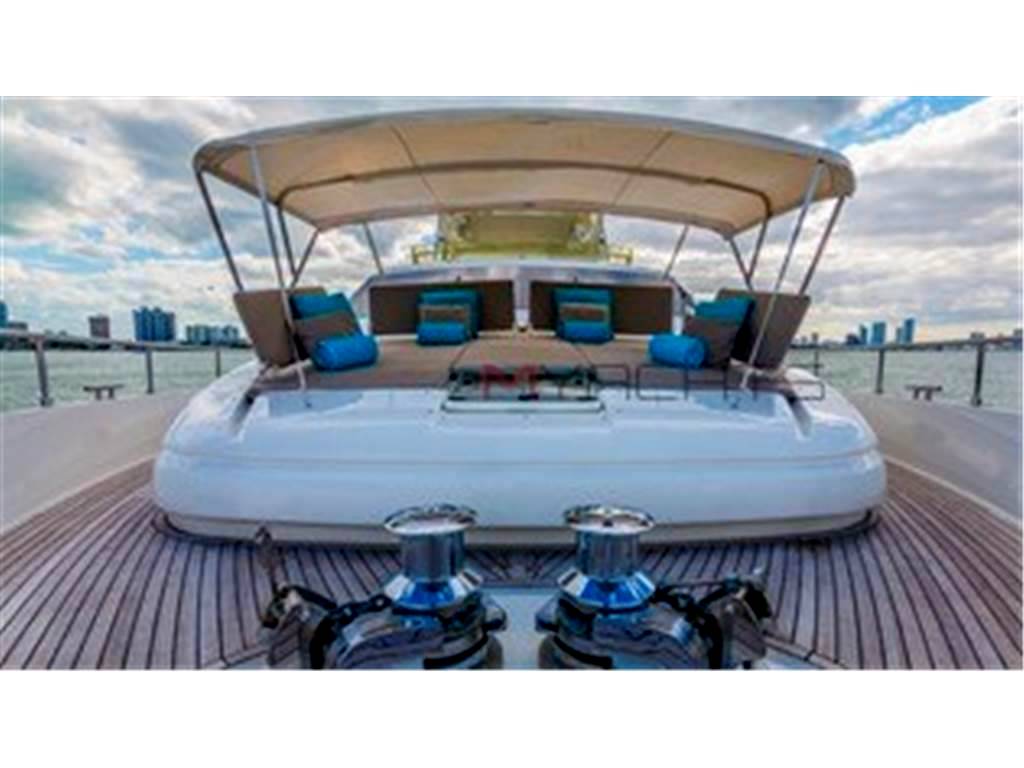 Ferretti 88ft