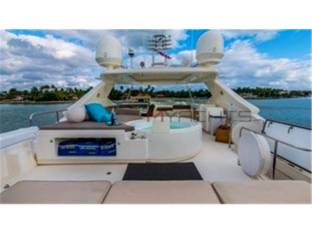 Ferretti 88ft