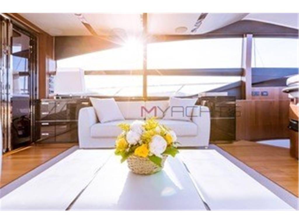 Princess 74 ft