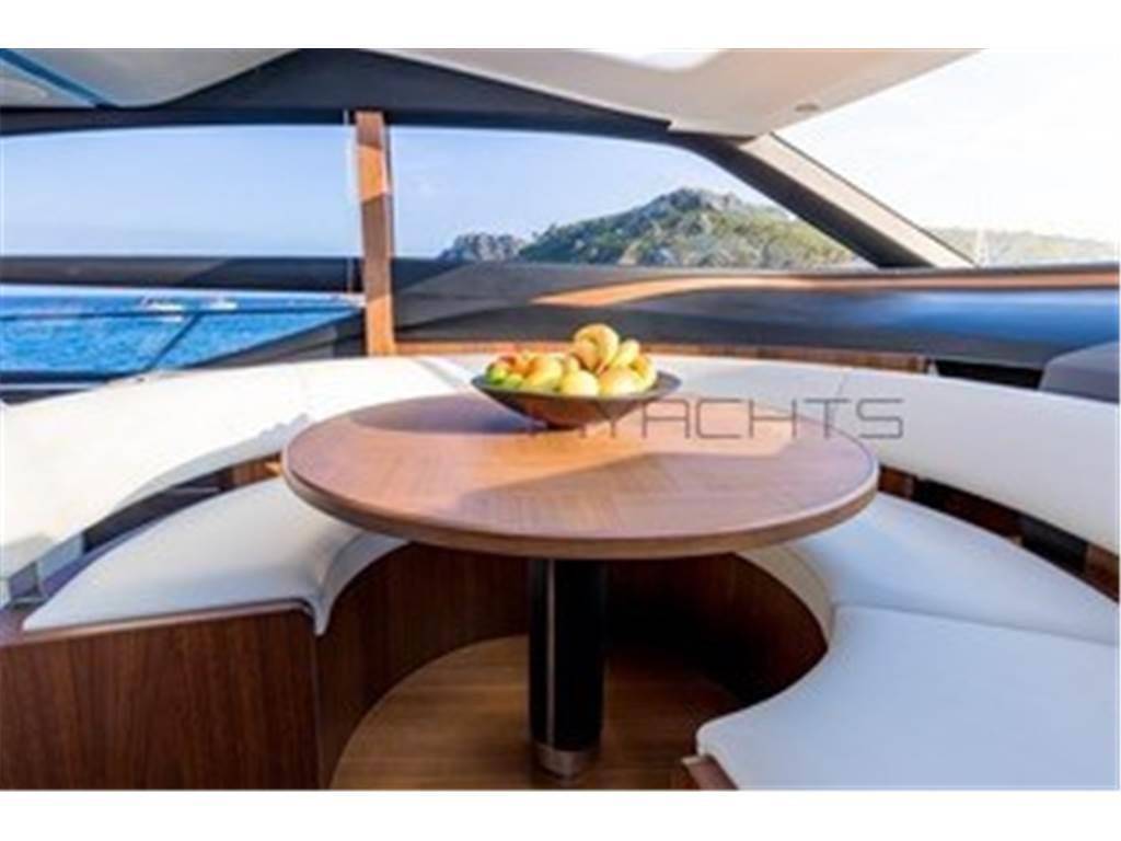 Princess 74 ft
