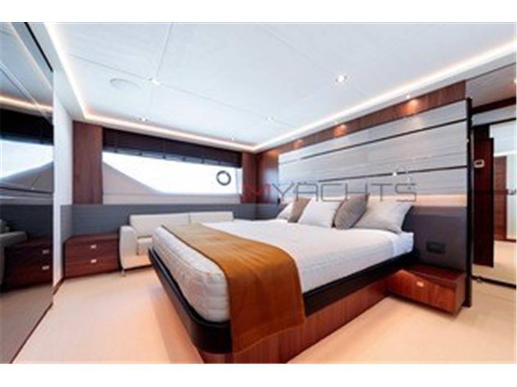 Princess 74 ft