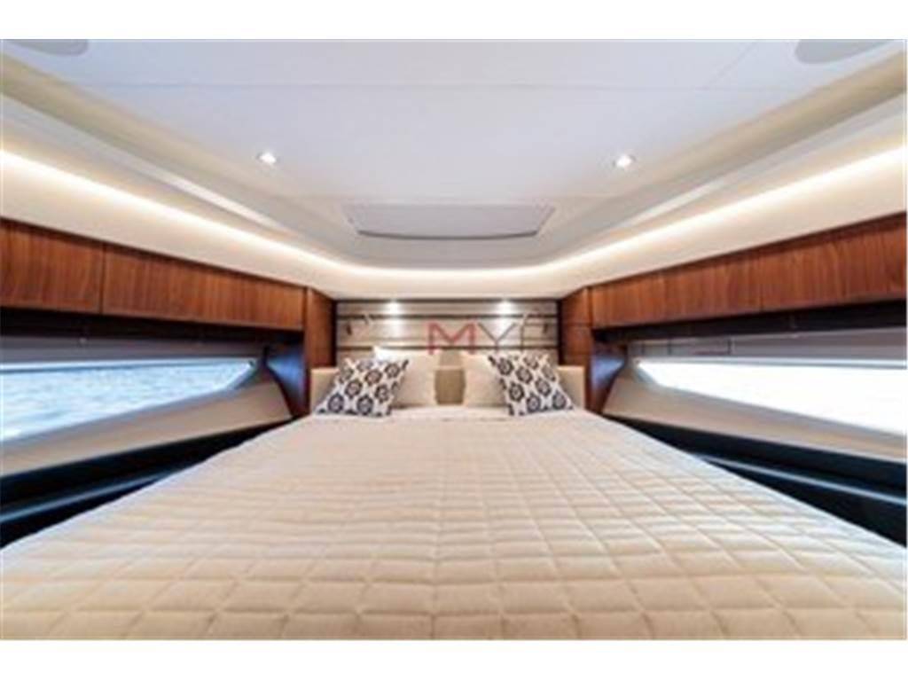 Princess 74 ft