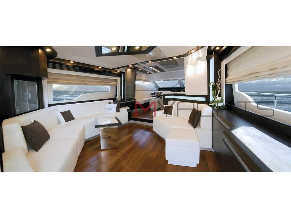 Dominator 62
