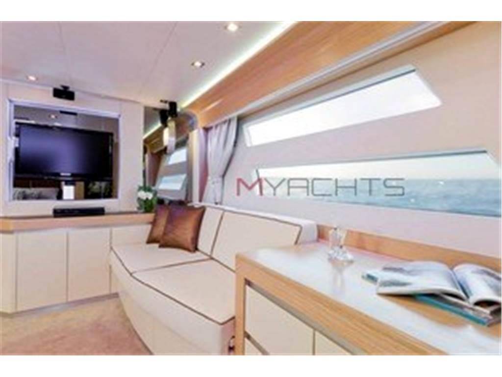 Dominator yachts Dominator 780
