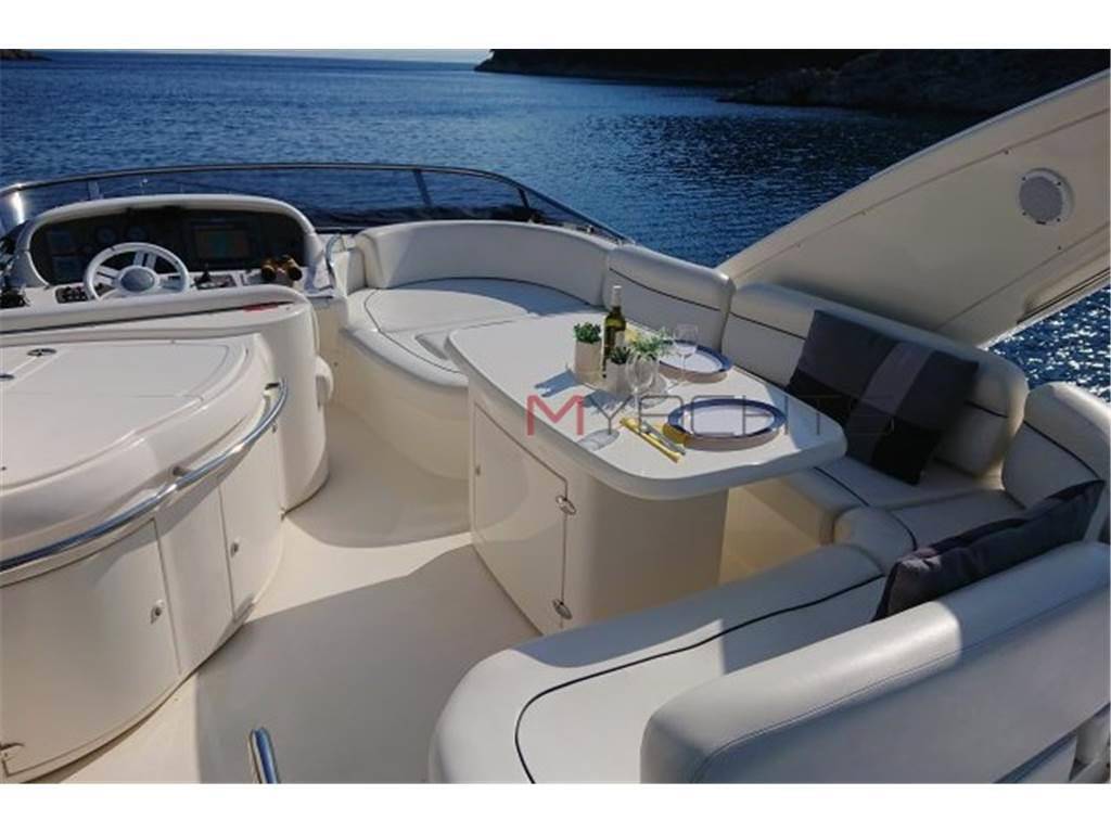 Azimut 62