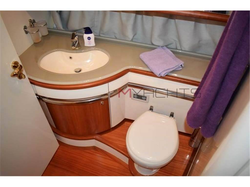 Azimut 62