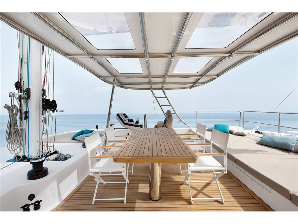 Sunreef Sy 60
