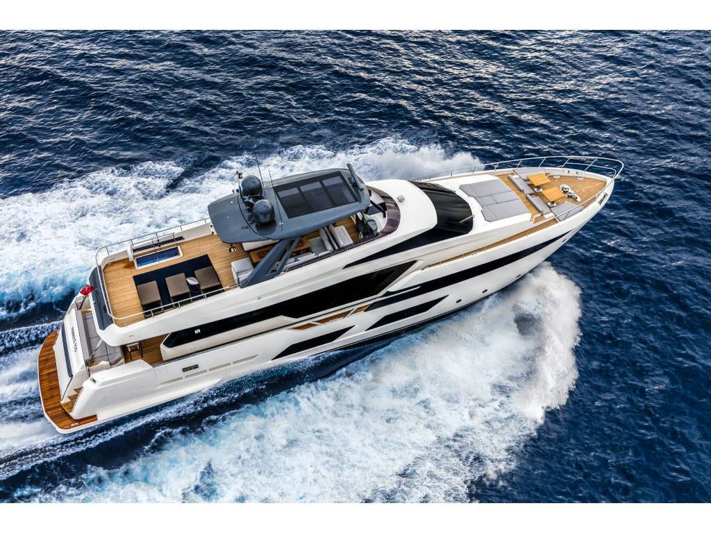 Ferretti 920