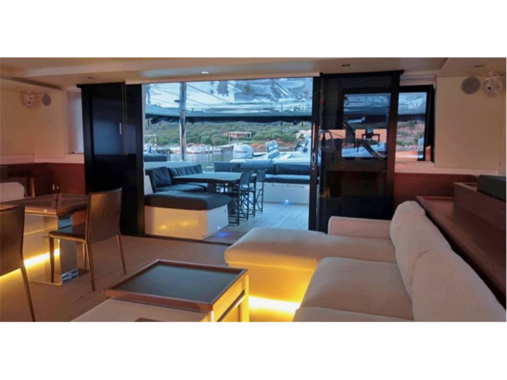 Lagoon 620