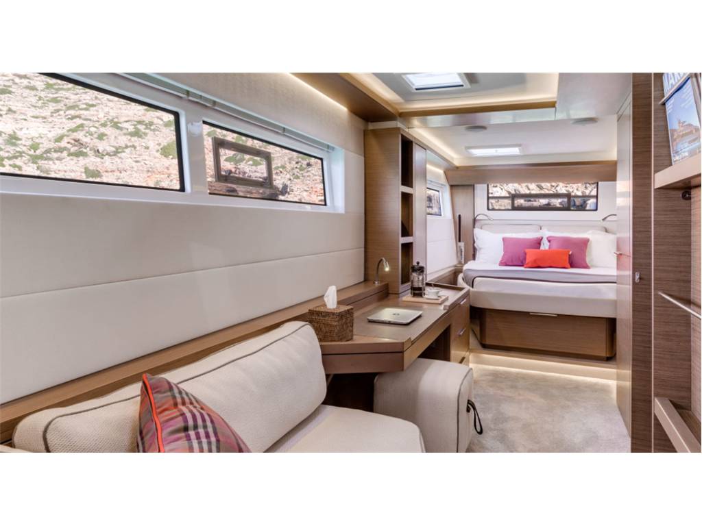 Lagoon 50