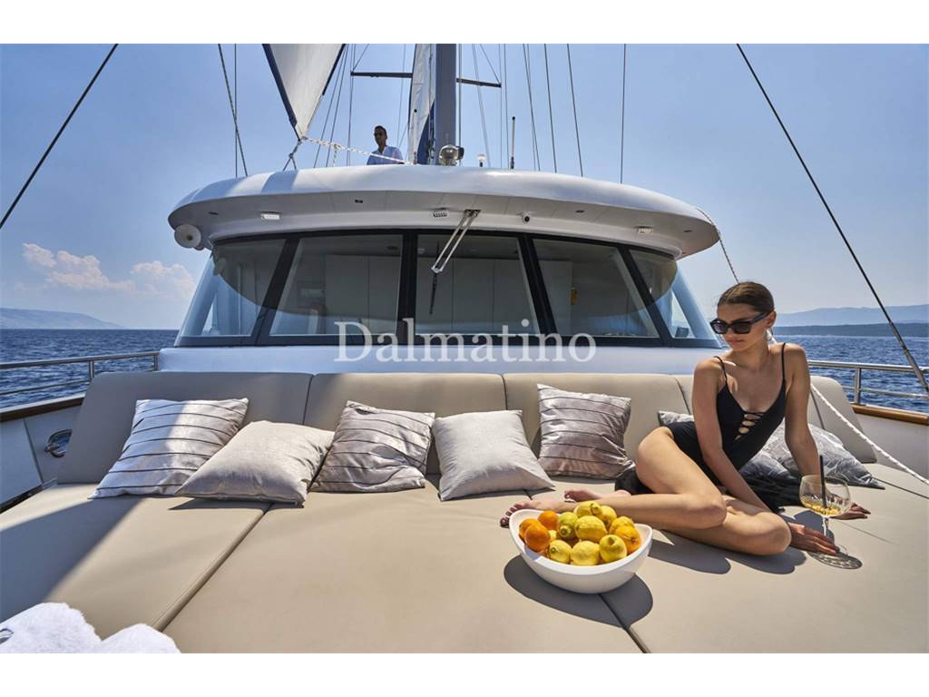 Custom Yacht a vela 43 metri con equipaggio