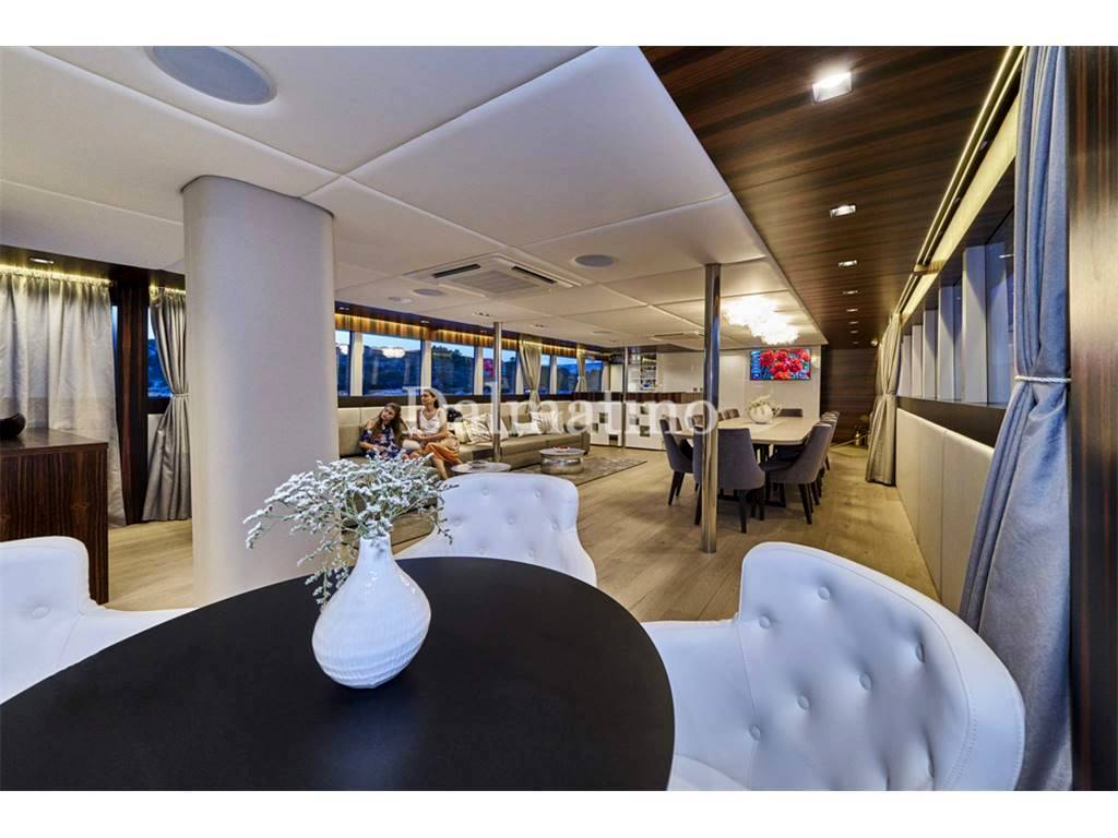 Custom Yacht a vela 43 metri con equipaggio