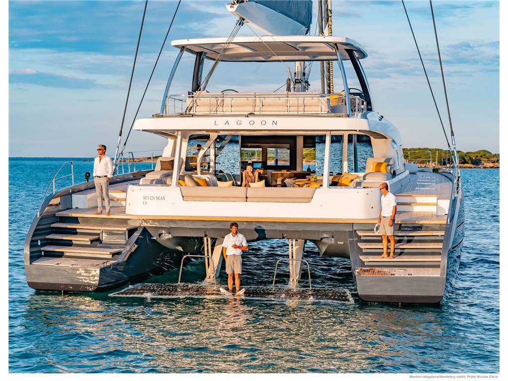 Lagoon Seventy7
