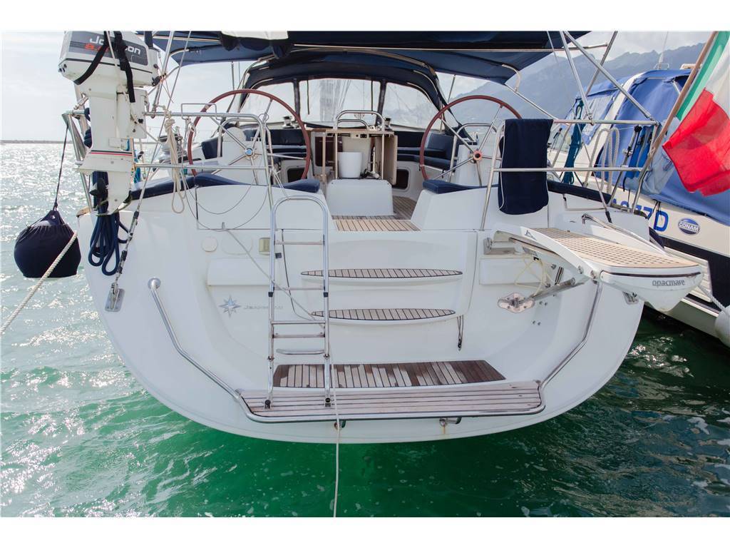 Jeanneau 53