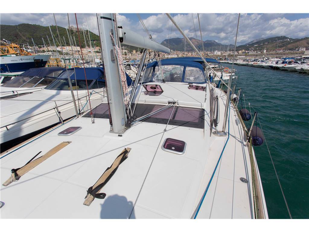 Jeanneau 53