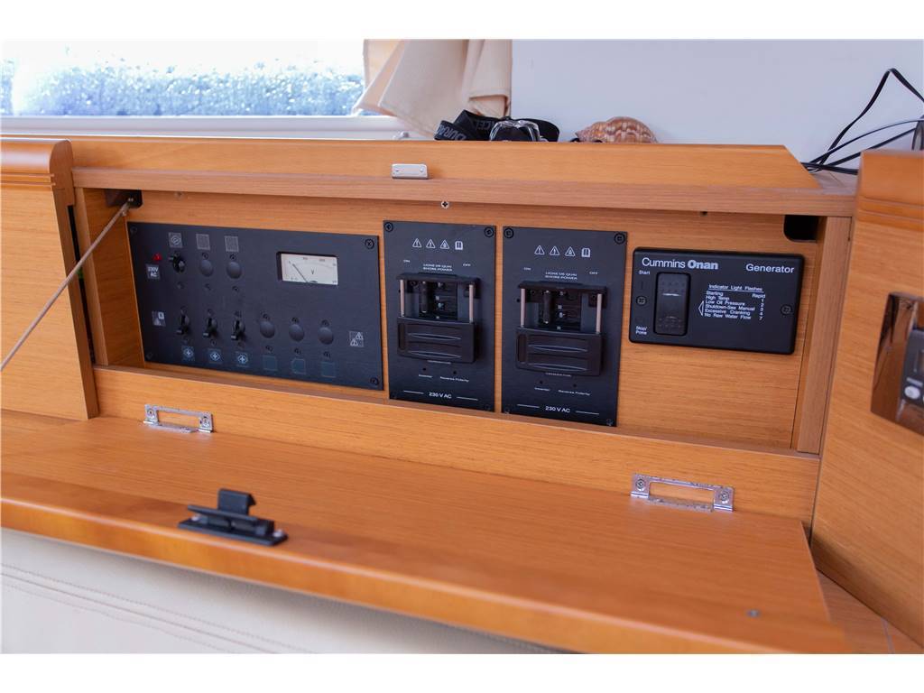 Jeanneau 53